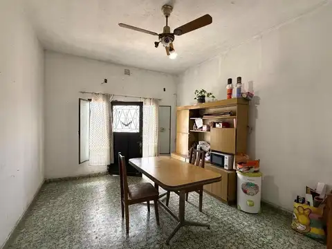 Casa 3 ambientes con 1 baño