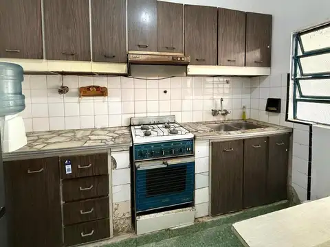 CASA EN VENTA EN CLAYPOLE