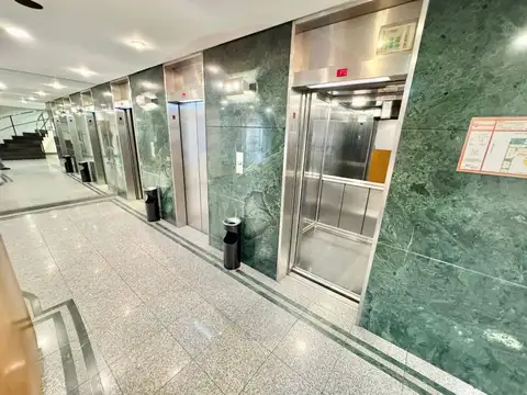 Oficina en Alquiler en Retiro, USD 2.100