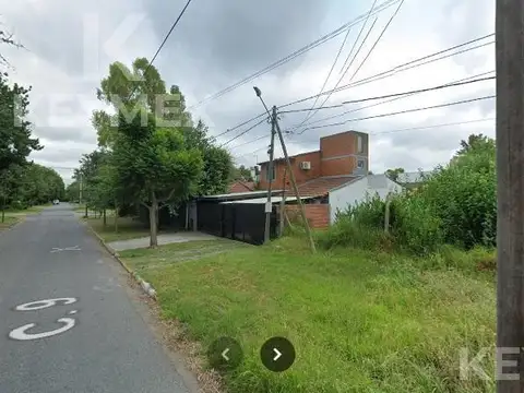 Terreno Villa Castels Gonnet 9 entre 503 y 504 permuta