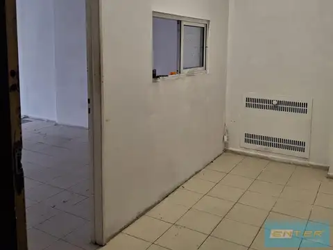 Oficina en Alquiler en Balvanera, $ 220.000