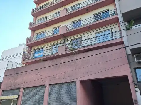 Venta Depto. 2 amb Quilmes ctro.