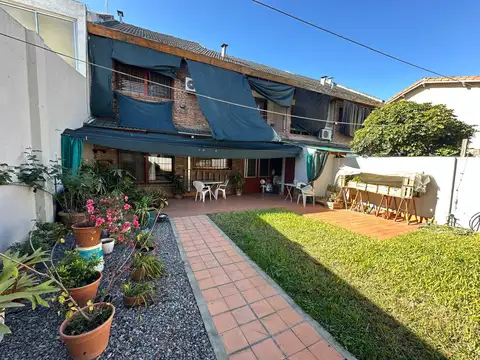 Estanislao Del Campo 1700