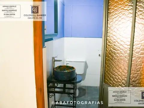 Casa 5 ambientes con 2 baños