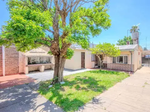 VENTA CASA 3 AMB. COCHERA QUINCHO JOSE LEON SUAREZ