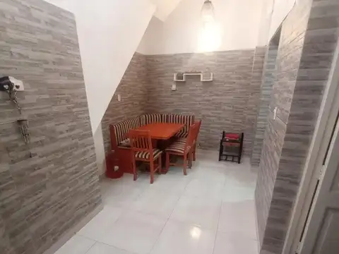 Depto Tipo Casa 3 ambientes con 1 baño