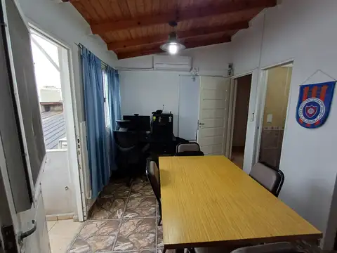 French 2500, Piso 2