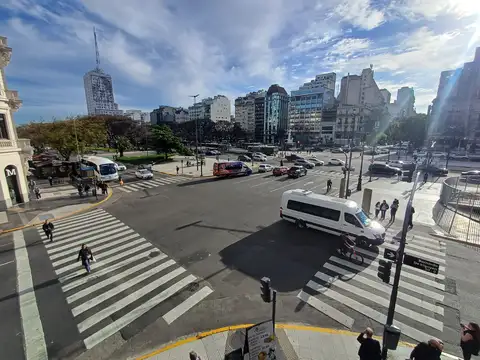 Avenida De Mayo 900, Piso 1