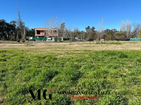 Terreno en Venta 20  mts Frente