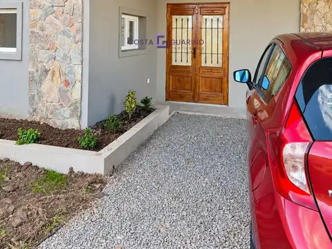Casa en Alquiler de 3 dormitorios