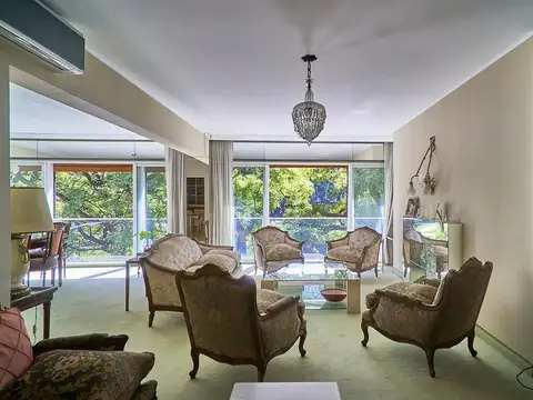 Departamento en Venta de 6 ambientes