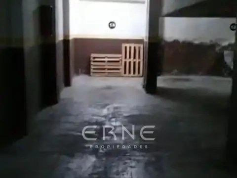 COCHERA A LA CALLE