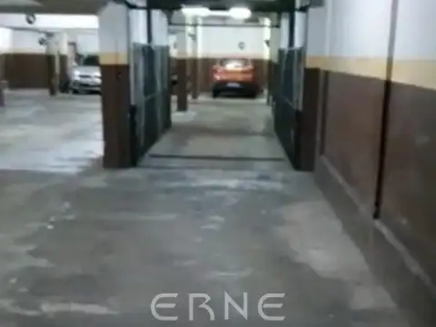 COCHERA A LA CALLE
