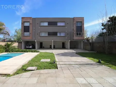 Departamento en venta de 3 amb en complejo con pileta. Ituzaingó