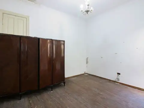 Depto Tipo Casa en Venta en Lomas de Zamora, USD 75.000