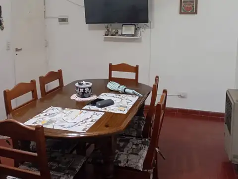 Depto Tipo Casa en Venta de 2 ambientes