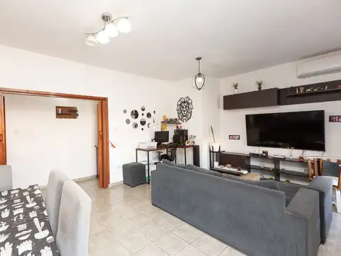 Depto Tipo Casa en Venta de 3 ambientes