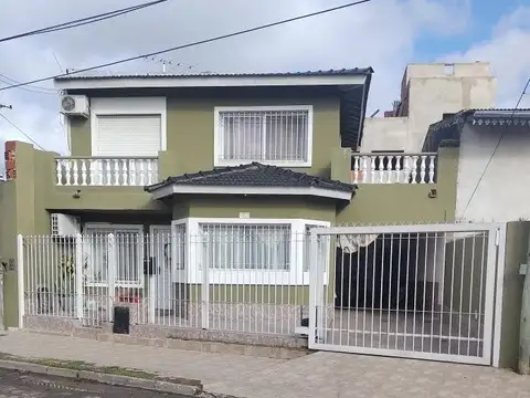 Casa en venta - 3 dormitorios 2 baños 1 cochera - 197mts2 - Pilar
