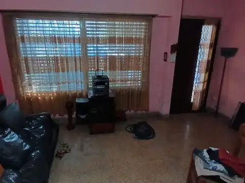 Local en Alquiler en El Palomar, $ 1.300.000