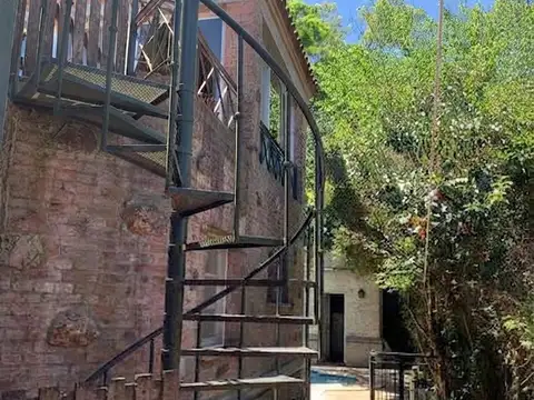 Tupac Amaru 100