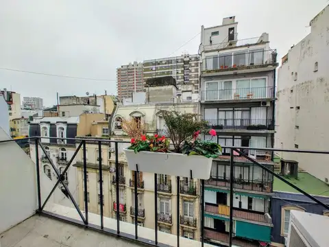 Alquiler  2 ambientes con balcon Recoleta