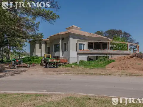 Terreno en Venta en Los Pinares Country Club, USD 85.943