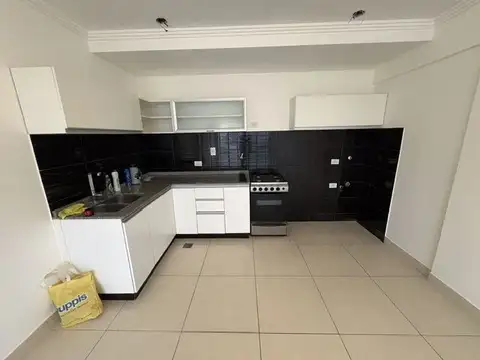 Departamento en Alquiler en Avellaneda, $ 650.000