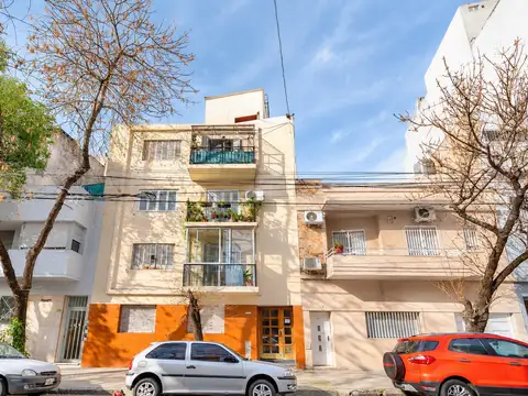 Departamento 2 Ambientes con Patio - San Cristobal - Venta