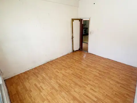 Venta Casa de 3 ambientes en Caseros