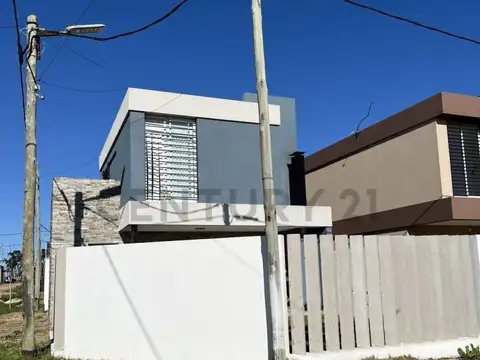 Casa en Venta en La Plata, USD 65.000