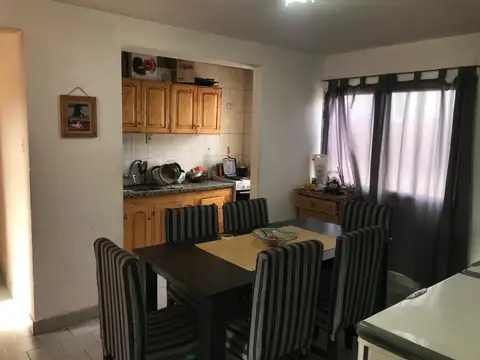 Departamento 3 ambientes con 2 baños