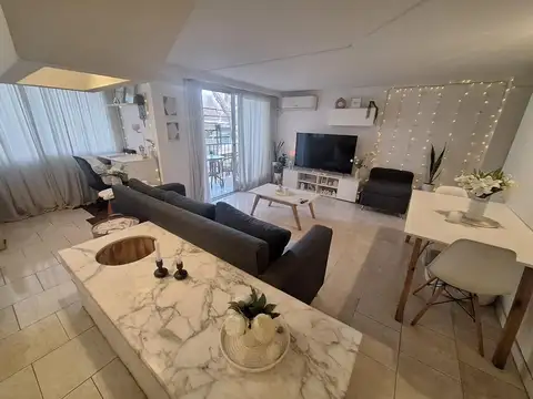 VENTA DEPARTAMENTO CUATRO AMBIENTES SAN MARTIN CENTRO