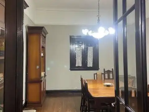 Casa en Venta con 6 cocheras