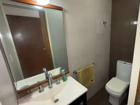 CASA EN VENTA EN LA ALAMEDA 5 AMBIENTES PERMUTA