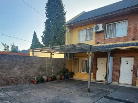 Depto Tipo Casa en Venta de 3 dormitorios
