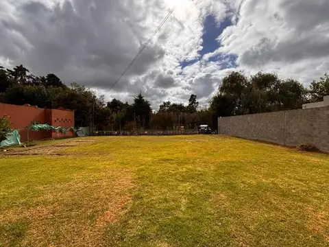 Casa en Venta con 3 cocheras
