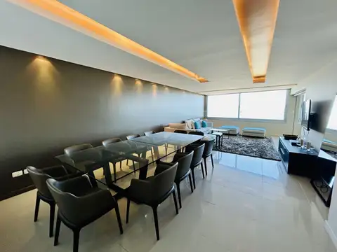 Departamento en Venta de 4 dormitorios