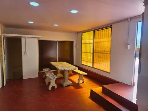 Depto Tipo Casa en Venta de 3 dormitorios