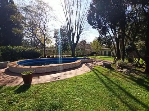 Casa 5 ambientes con 3 baños