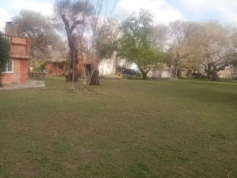 ESTANCIA FRENTE A LAGO PIEDRAS MORAS 2,3 HECTAREAS