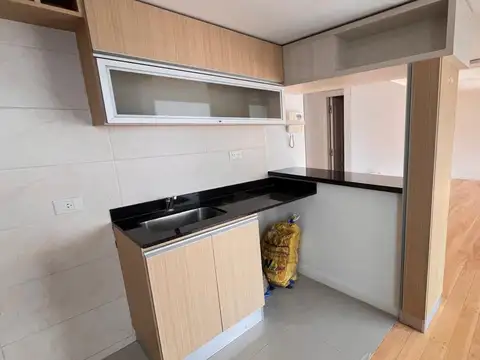 Departamento en Alquiler con 1 cocheras