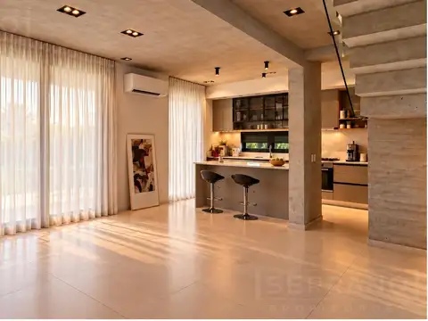 Casa de Diseño moderno con pileta