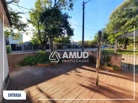 Casa en Alquiler en Villa Teniente Saavedra, $ 580.000
