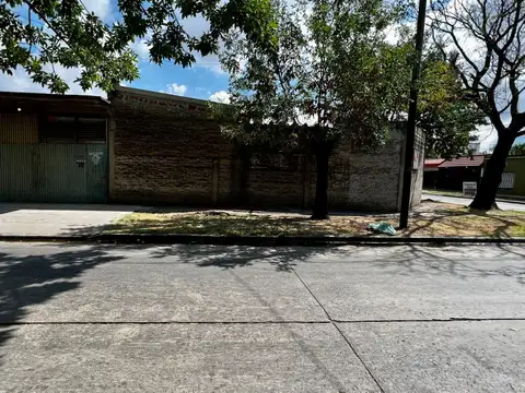 Galpon en Venta en Ituzaingó, USD 130.000