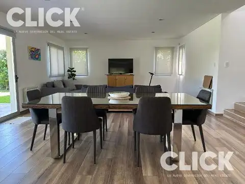Casa en Venta en Los Naranjos, USD 450.000