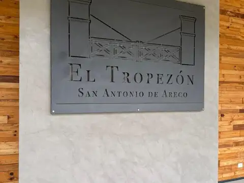 LOTE EN "EL TROPEZON"