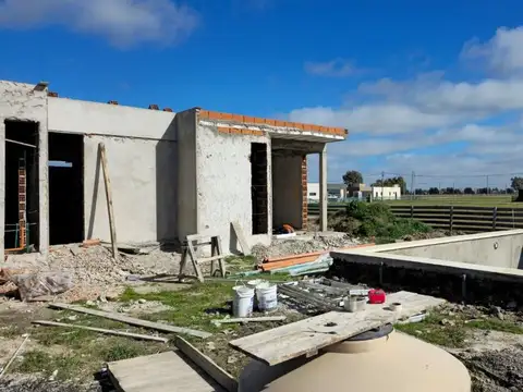 Casa en Venta con 1 cochera