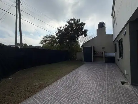 Casa en Alquiler en City Bell, $ 1.000.000