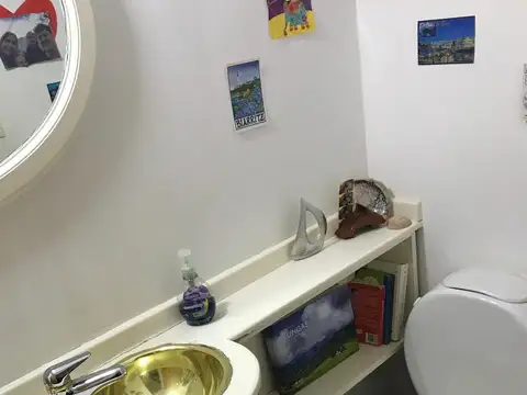 Casa en Alquiler con 2 cocheras