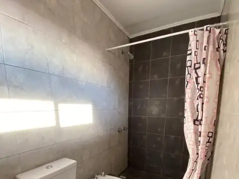 Caseros 2900, Piso 1